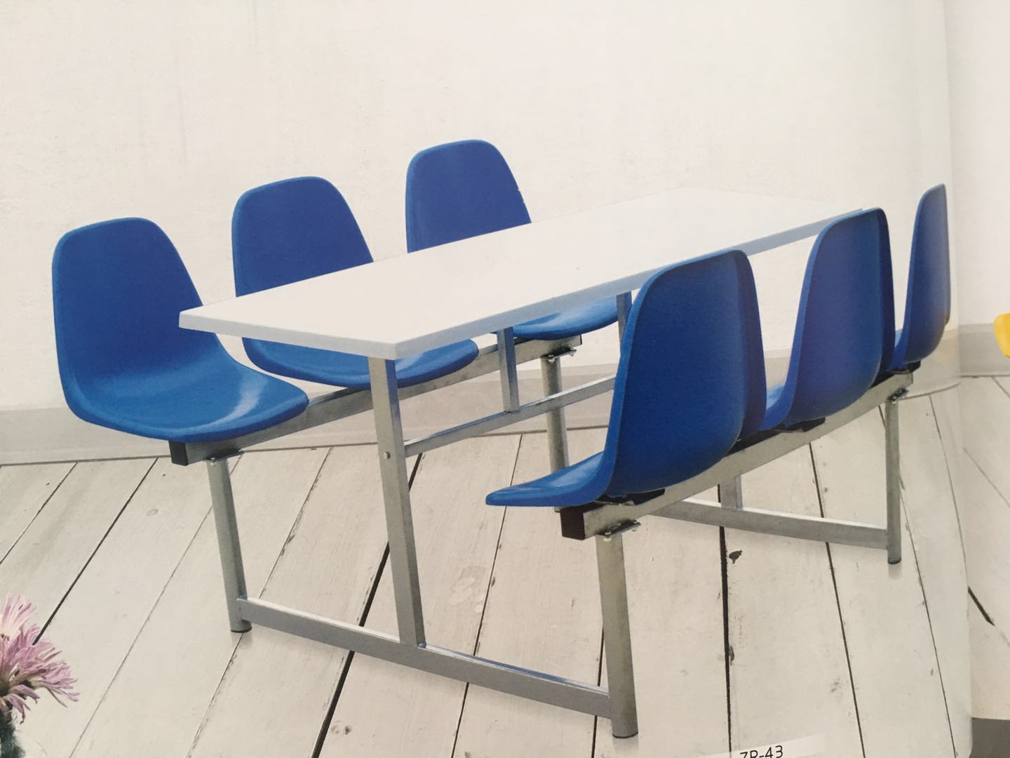 六人餐（cān）座椅